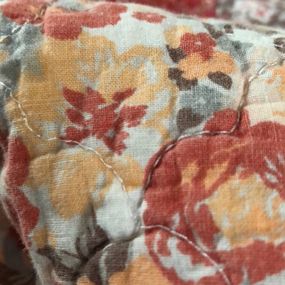 Meet your Posher, Jenifer - Picture 1 of 1